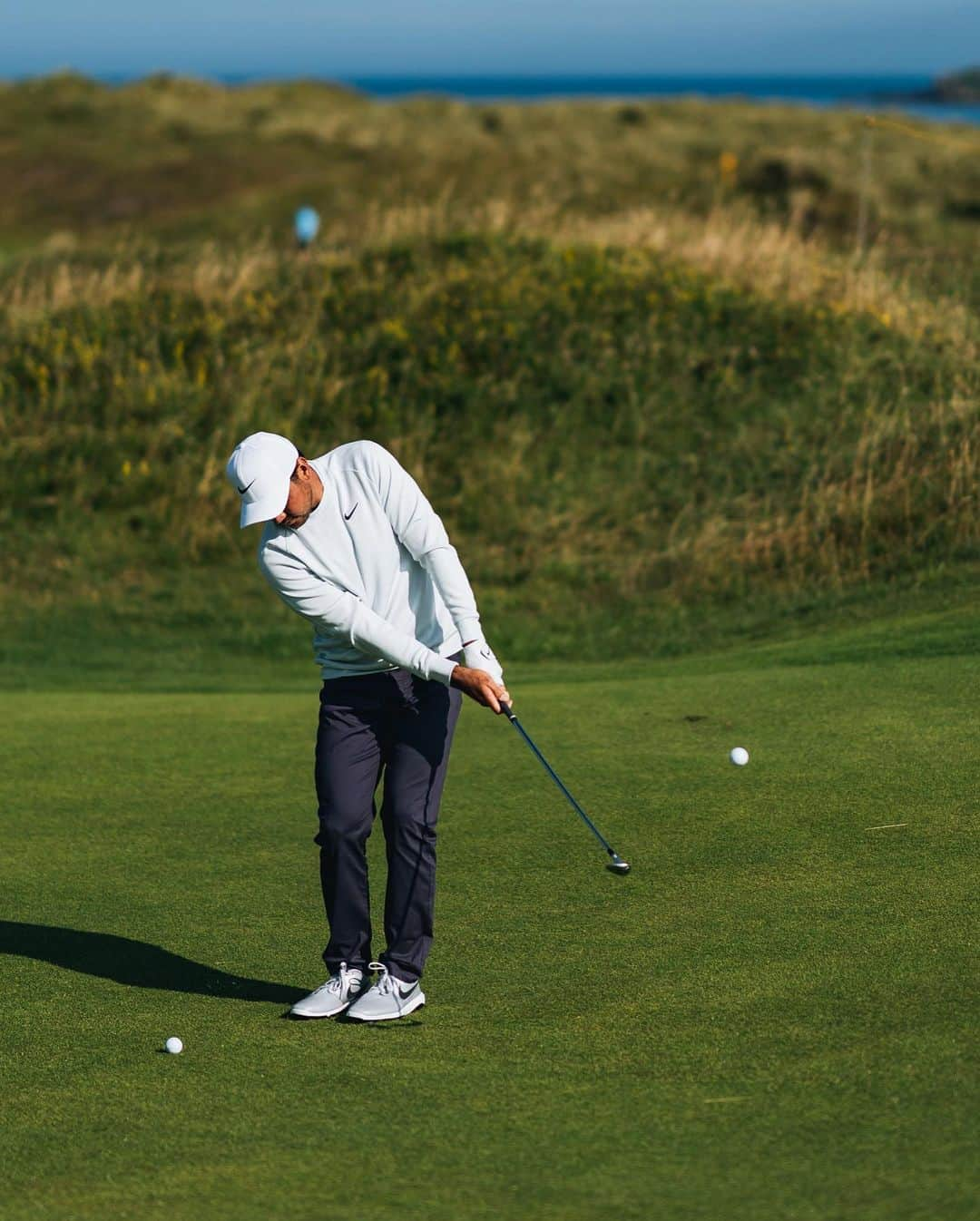 テーラーメイド ゴルフさんのインスタグラム写真 - (テーラーメイド ゴルフInstagram)「Early Monday morning practice for @jasondayofficial. Royal Portrush is looking prime. #TeamTaylorMade #TheOpen」7月15日 21時54分 - taylormadegolf