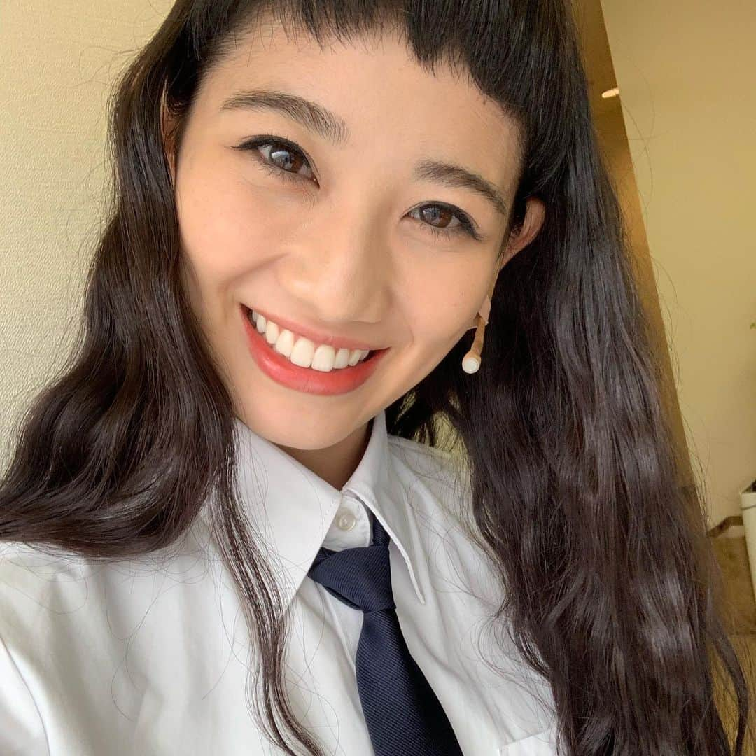 秋本帆華さんのインスタグラム写真 - (秋本帆華Instagram)「. 舞台「アオアシ」 全公演終了しました！ スタンディングオベーション 拍手がすごく嬉しかった。。。 込み上げてくる感情で胸がいっぱいになりました。 観劇してくださった皆さん 応援してくださった皆さん 制作スタッフや関係者の皆さん そしてキャストの皆さん 本当にありがとうございました！ 海堂杏里になれてすごく幸せでした☺️ 感謝の気持ちでいっぱいです！本当に本当にありがとうございました⚽️ #アオアシ #海堂杏里  また改めてブログに書かせてもらいます！」7月15日 21時58分 - honoka_akimoto_official