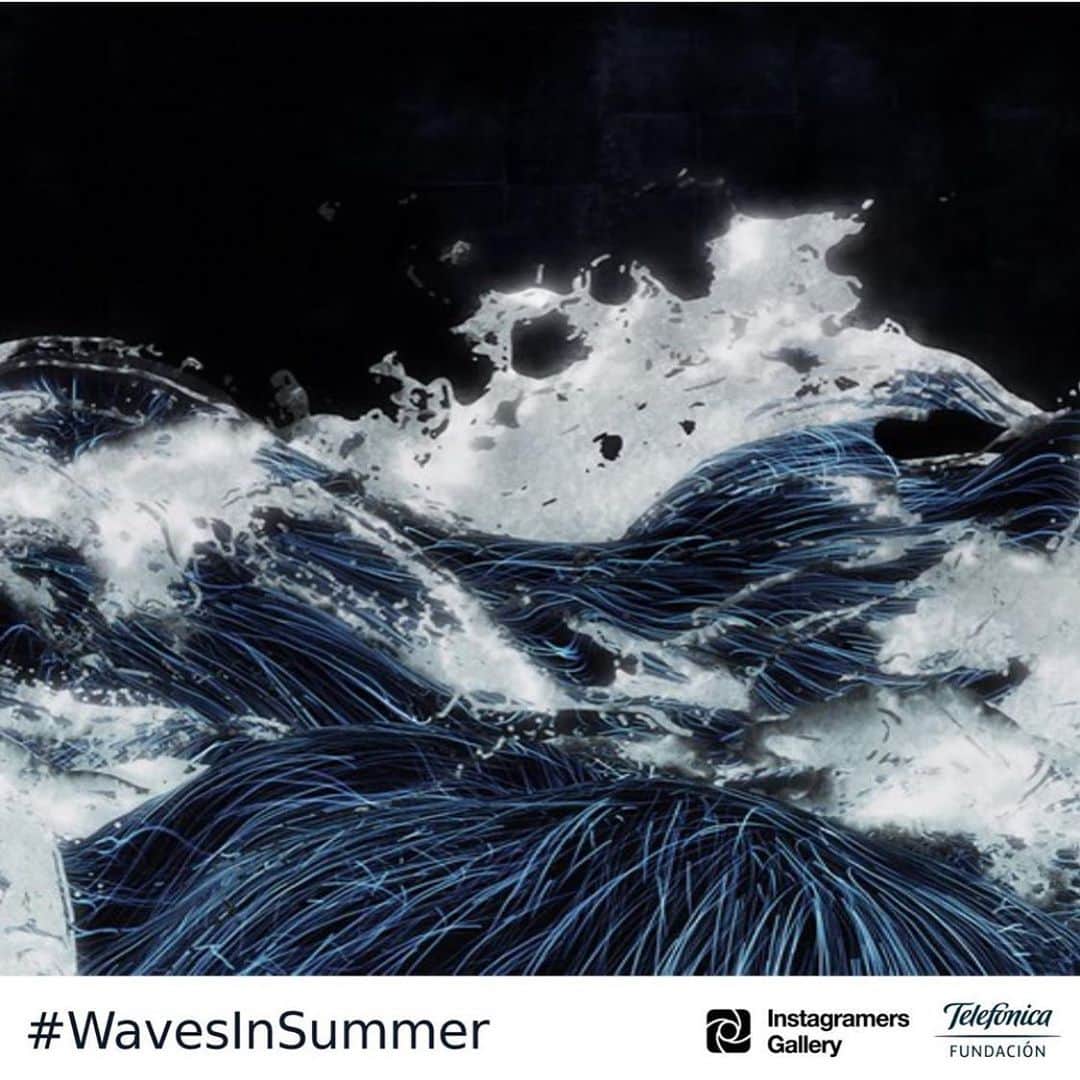 Instagramersさんのインスタグラム写真 - (InstagramersInstagram)「Tadaaa, this is our #Instagram summer contest! We are looking for all sorts of waves 🌊 . Upload your photo with the hashtag #WavesInSummer, inspired by @teamlab_news “Black Waves”. You can visit #TeamLab’s exhibition (to get inspired and to cool down from the heath) at @EspacioFTef until September 1st.  Enjoy your summer ☀ and join the contest! You have until August 31st. The best 50 wave pictures will be exhibited at #igersgallerymadrid from September 17th on.」7月15日 22時04分 - igers