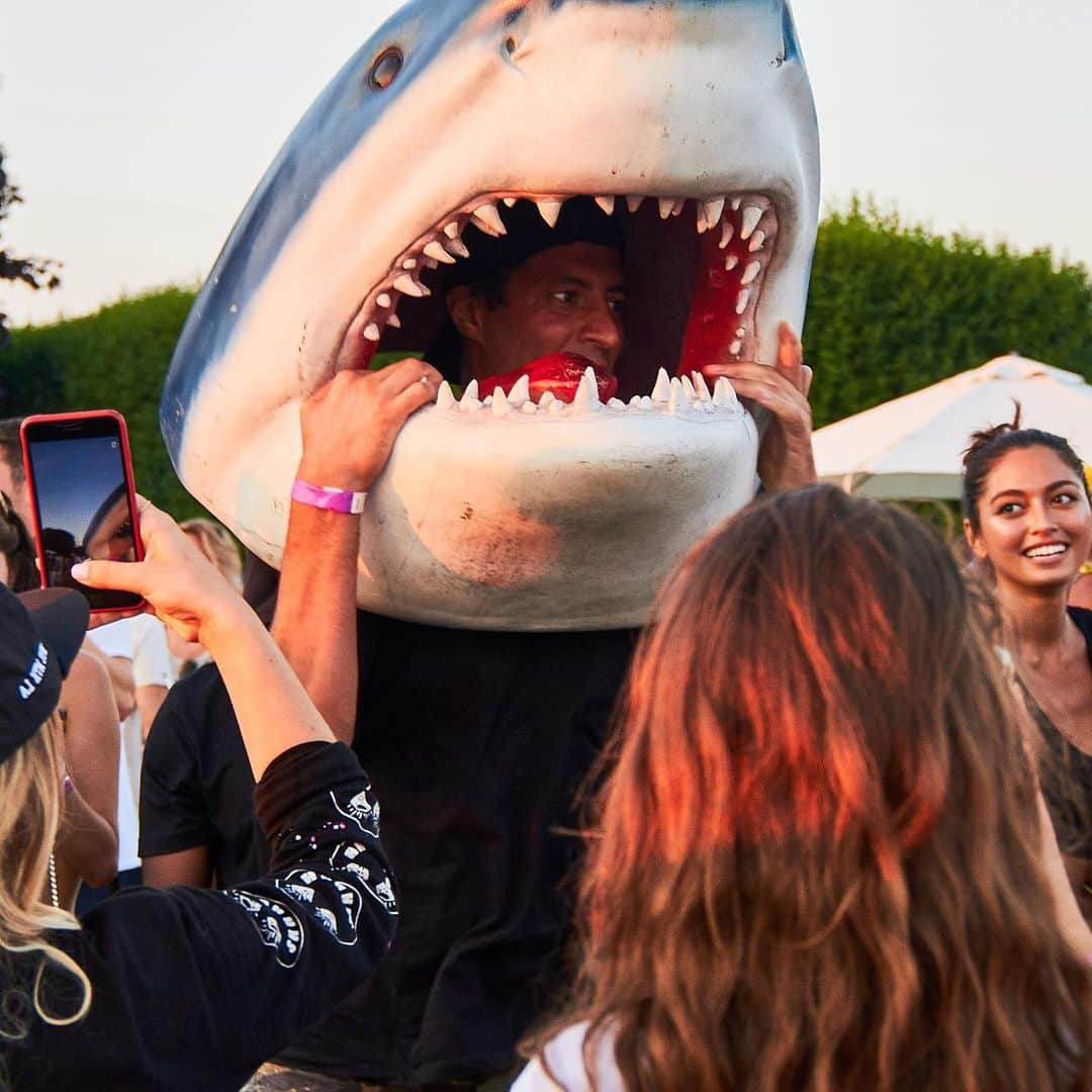 ベン・ワッツさんのインスタグラム写真 - (ベン・ワッツInstagram)「Sharkattack sounds ..... original montauk vibes party wiv family & friends ...... was fantastic this year , thanks to those that came out and enjoyed the awesome weather & vibes ...... if you see your self tag yourself #Sharkattacksounds #montaukdreaming #benwatts #shhhhh」7月15日 22時18分 - wattsupphoto