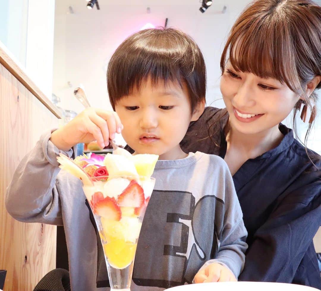 宇佐美彩のグルメインスタ