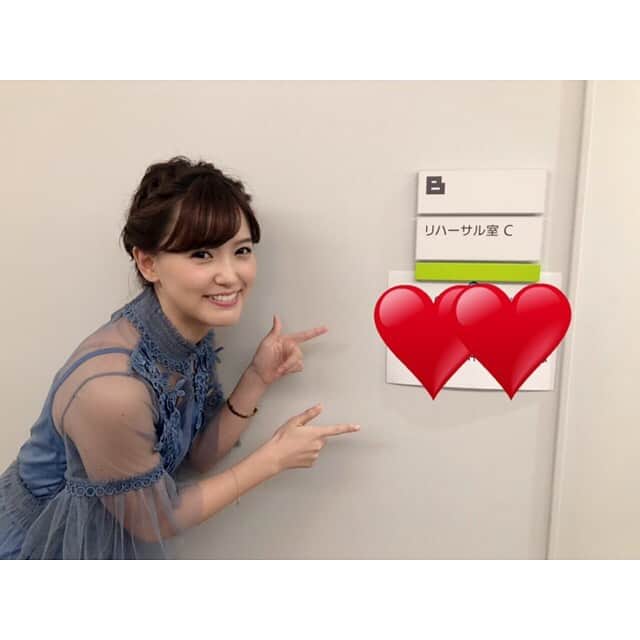三島ゆかりさんのインスタグラム写真 - (三島ゆかりInstagram)「今日は久々のバラエティー番組の収録でした📺 バラエティーがやりたくてこの世界に入ったんだけど、レポーターとか司会とかラジオばっかやってて、ちょっと遠のいてるとホントすぐ感覚って鈍るよね😭💦 放送日が近づいたらまた告知します❣️ お疲れ様でした✨🍎 #テレビ #バラエティータレント #難しい #一生緊張する #慣れない #脇汗やばい #これからも頑張ります #三島ゆかり #ゆかりんご #元アイドル #フリーアナウンサー #youtuber #ゆかりんごチャンネル #ゆかりんごgames #私は何者 #もっと面白くなりたい #反省 #精進します #応援よろしくお願いします #followｍe」7月15日 23時13分 - apple340