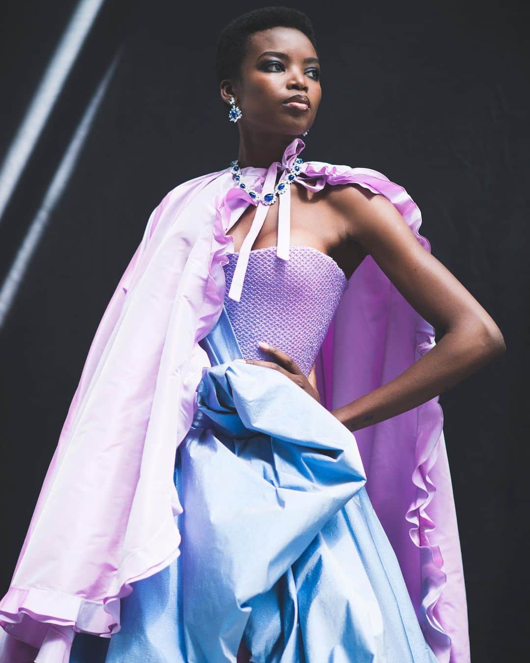 ウリヤナ・セルギエンコのインスタグラム：「Eternal queen and a part of my soul ❤️ @iammariaborges #pfw」