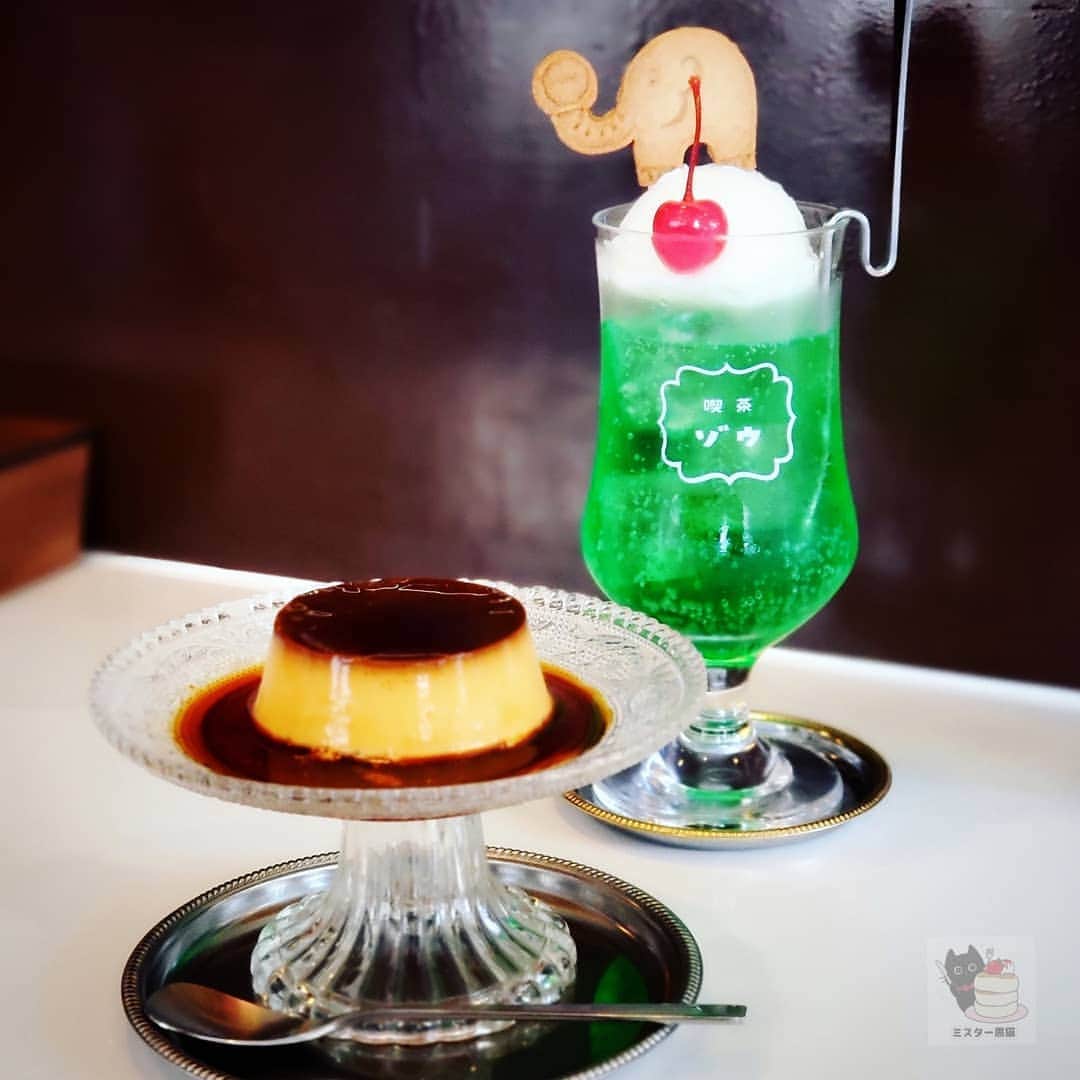 ミスター黒猫（黒猫仙人）のグルメインスタ