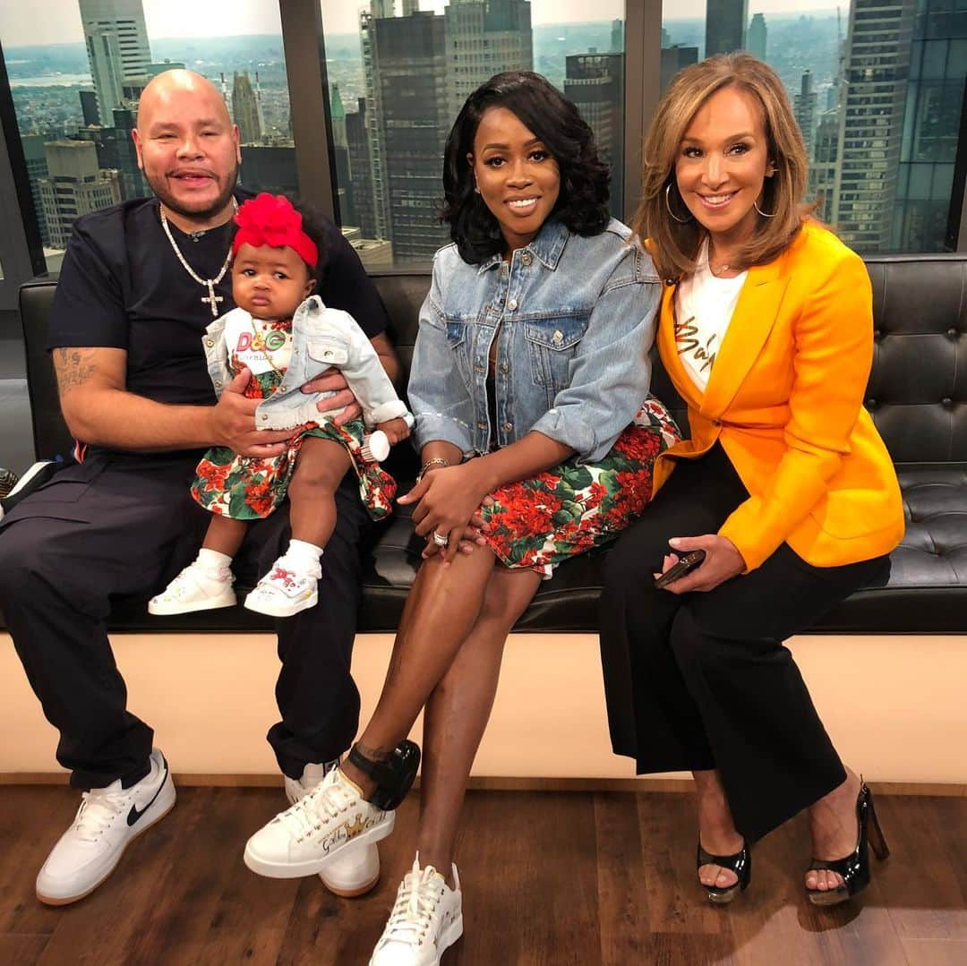 ファット・ジョーさんのインスタグラム写真 - (ファット・ジョーInstagram)「Wow what a surprise @remyma @reminiscemackenziemackie my girls came threw the @fox5ny Good day NY set this am love my cohost @rosannascotto」7月15日 23時37分 - fatjoe