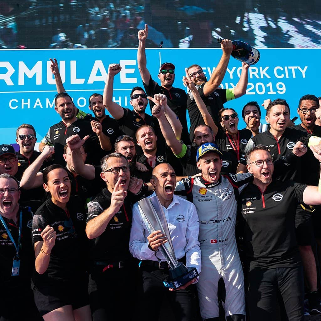 Nissanさんのインスタグラム写真 - (NissanInstagram)「A lot to celebrate from this past weekend’s #NYCEPrix! 🎉 🏎️ @Sebastien_buemi took home 3rd place on the track and finished 2nd place overall in @FIAFormulaE season five. #NissanFormulaE #IntelligentMobility」7月16日 0時07分 - nissan