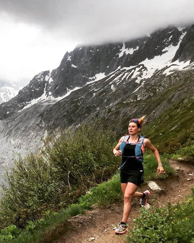 ミレーさんのインスタグラム写真 - (ミレーInstagram)「@nahiaquinco running away from the coming storm!  #MilletRiseUp #trail #trailrunning #running #mountain #chamonix #mountainrunning #alps #alpes」7月16日 0時34分 - millet_mountain