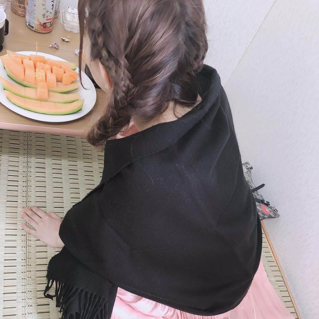 牧野由依さんのインスタグラム写真 - (牧野由依Instagram)「ただただ富良野のメロンの美味しさに震える動画🍈💖 . #メロン #赤肉メロン #たまらん」7月16日 0時29分 - yui_makino0119