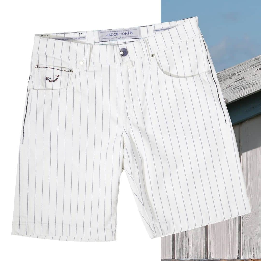 Jacob Cohenのインスタグラム：「White and blue outfit for your perfect summer days  S/S 19 Man Collection Made in Italy  #JacobCohen #JacobCohenJeans」