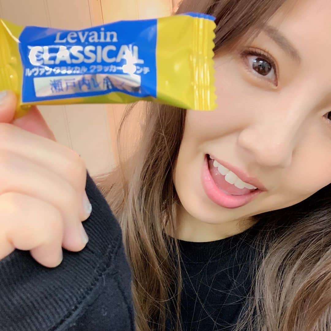 阿部真央のインスタグラム：「ライブは良い。ライブが好き。大好き。今日本当にちょっと生き返った。ありがとうでした✨おやすみなさいです💤 #阿部真央」