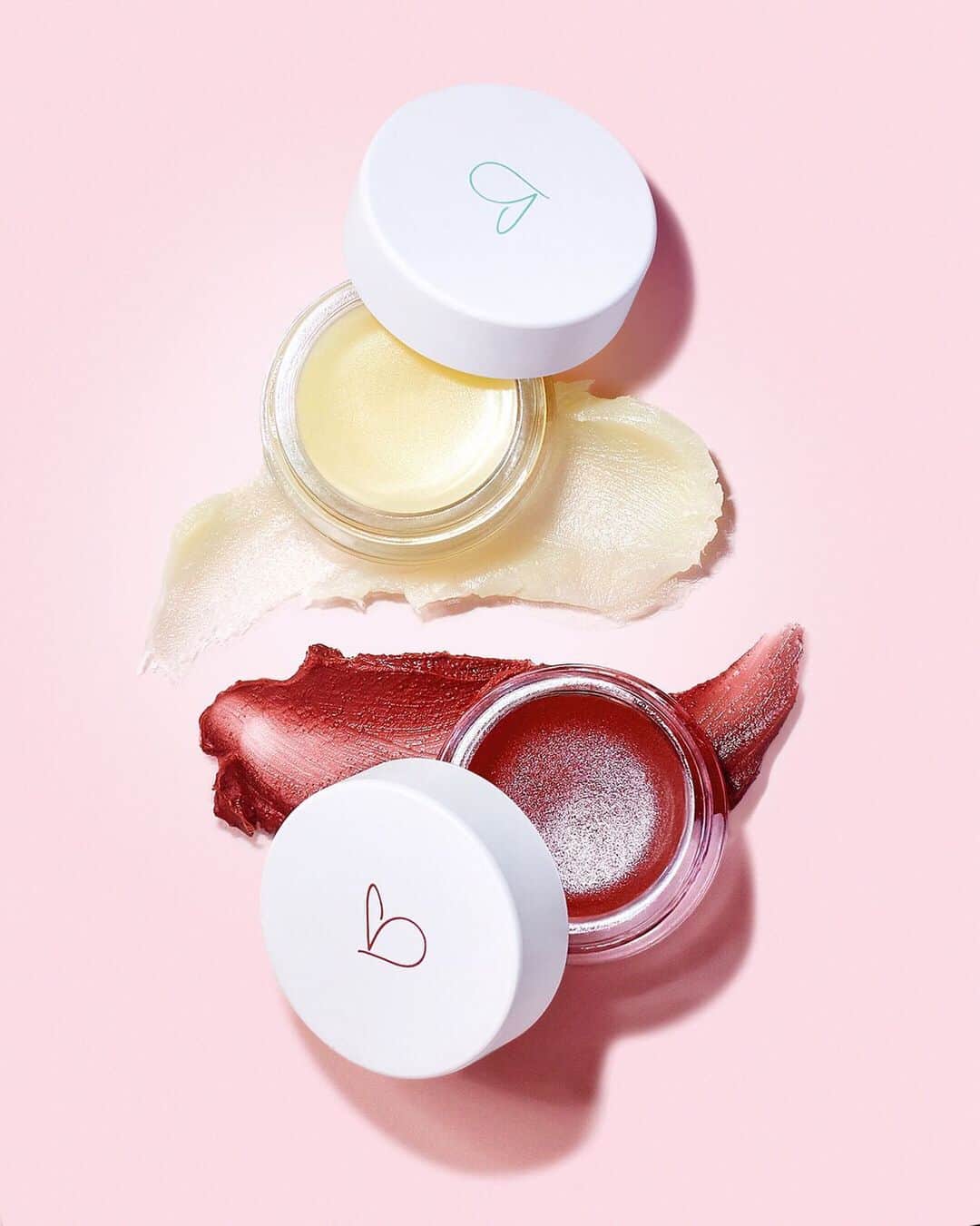 KORA Organicsさんのインスタグラム写真 - (KORA OrganicsInstagram)「Beyond our pout perfecting Lip Tint and Lip Treatment, 👄 you can also use the Noni Glow Face Oil to create a DIY lip scrub and the Turmeric Mask to exfoliate your lips . ✨ Visit our link in bio for these tips (and more!) so you too can have beautiful, kissble lips. ✨ #KORA Organics #MindBodySkin #NoniGlow」7月16日 1時47分 - koraorganics