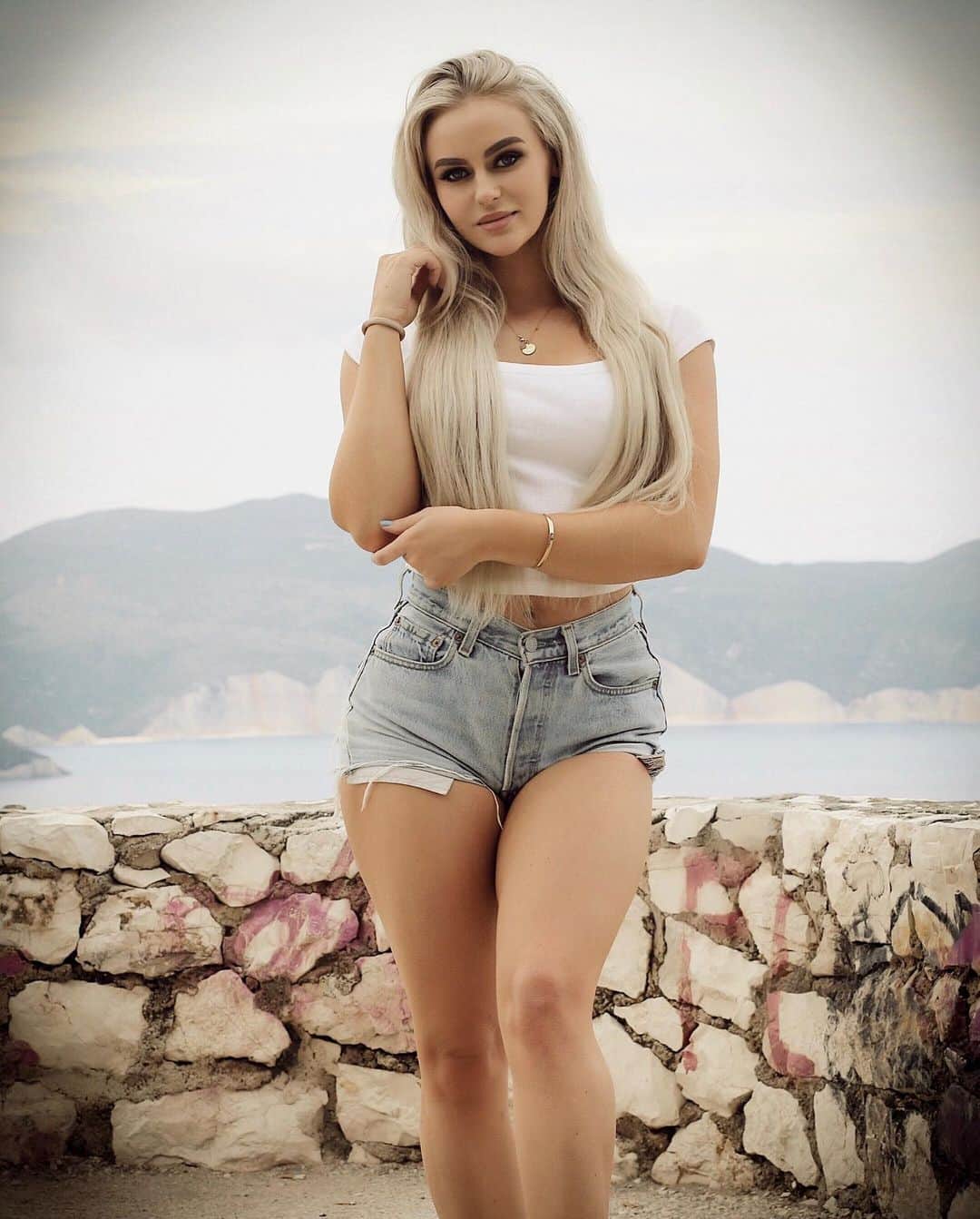 Anna Nyströmのインスタグラム：「Ocean view 💙」