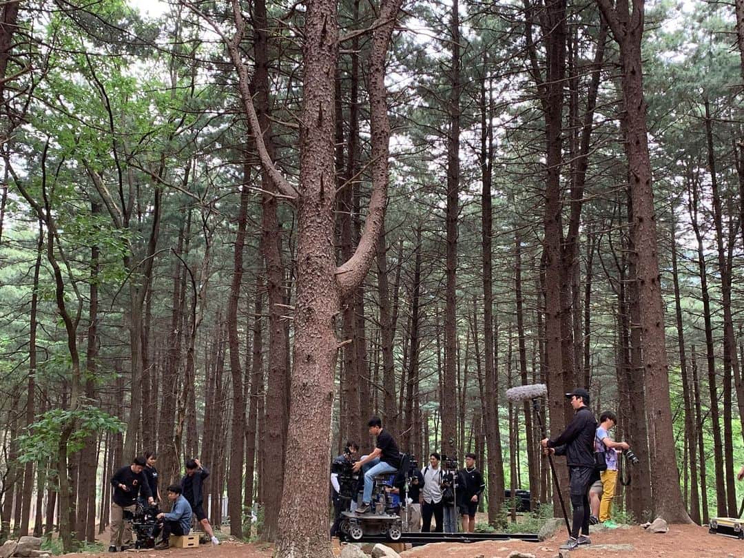イ・サンヨプのインスタグラム：「#평일오후세시의연인  여러분들이 주는 나에게로의 시선말고 내 시선에서의 여러분을 담은 사진. 다 담지 못했지만 그래도 일단은. 흠. #고맙습니다 👍 #이범배」
