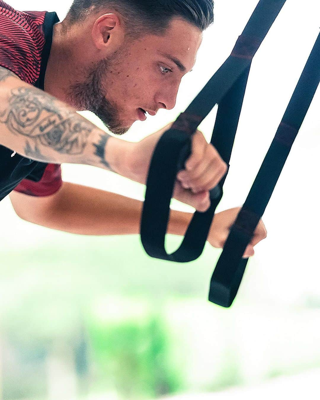 ACミランさんのインスタグラム写真 - (ACミランInstagram)「The week begins as it ended: gym work before field duties 💪🏻 Palestra e campo: rossoneri di nuovo al lavoro 💪🏻 #ForzaMilan」7月16日 2時57分 - acmilan