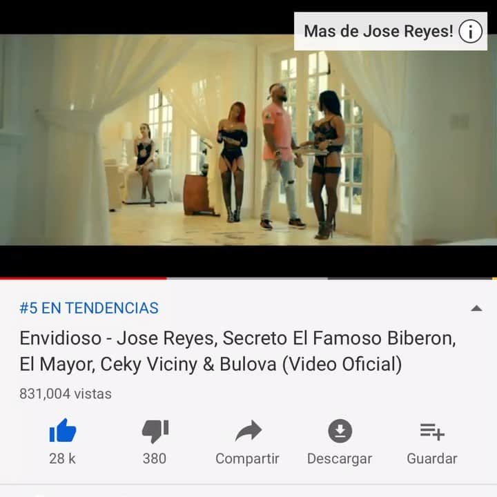 ホセ・レイエスのインスタグラム：「Gracias por el gran apoyo #Envidioso #5 Tendencias 🔥🔥🔥 Dímelo @papasecreto @elmayorclasico @cekyviciny @bulovasfamily (link in bio)」