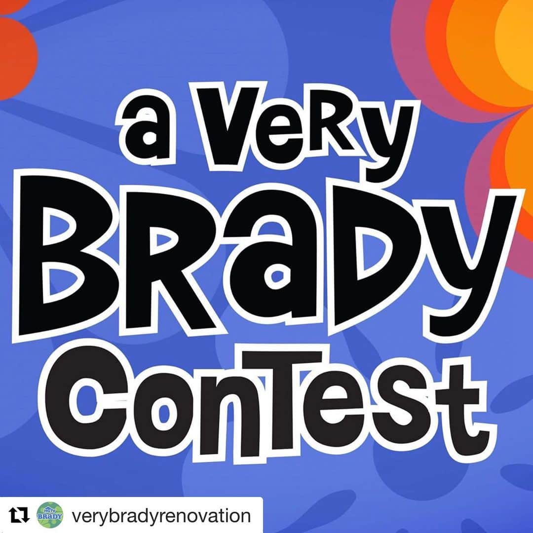 HGTVさんのインスタグラム写真 - (HGTVInstagram)「BREAKING NEWS: #Repost @verybradyrenovation ・・・ Ready to take your own selfie on the iconic Brady Bunch staircase? Your very Brady dreams are coming true! We’re excited to announce A Very Brady Contest, where one lucky Brady Bunch super-fan will get the chance to bring up to six friends for a 6-night stay at the actual Brady Bunch house! Get all the details and enter to win at the link in our bio. Tag six friends in the comments you’d take with you! ✌️@HGTV #verybradyreno #sweepstakes」7月16日 4時13分 - hgtv
