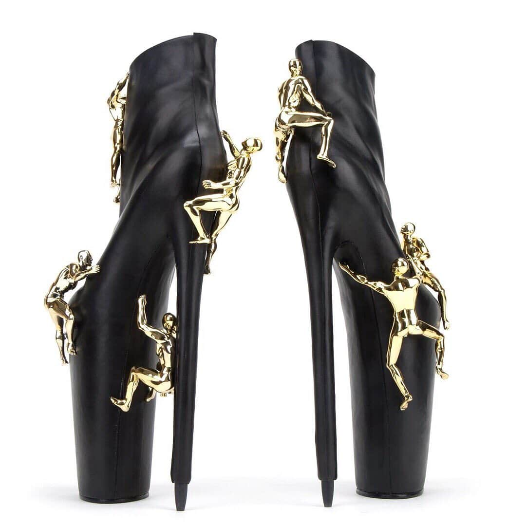 ユナイテッドヌードさんのインスタグラム写真 - (ユナイテッドヌードInstagram)「The FAME SHOES custom made for LADY GAGA a few years ago after FAME PERFUME campaign by Steven Klein ///// Currently on display at the UNITED NUDE POP UP at the Beverly Center in Los Angeles ///// @ladygaga @stevenkleinstudio #killerheels #shoes #fashion」7月16日 4時31分 - unitednude