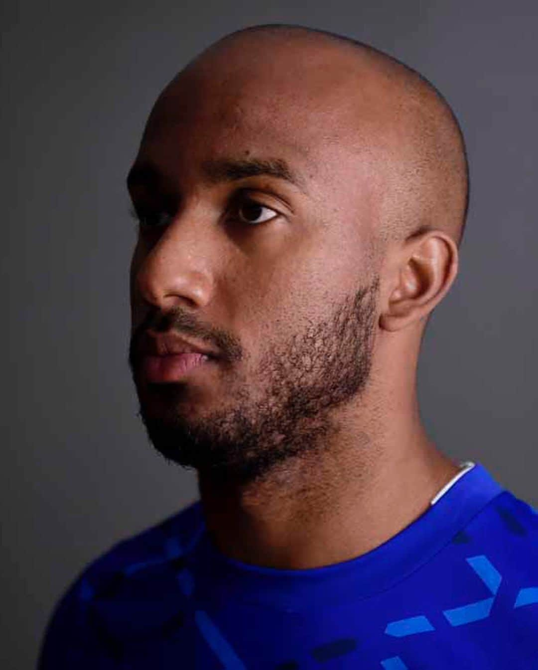 エヴァートンFCさんのインスタグラム写真 - (エヴァートンFCInstagram)「Life in royal blue. 🔵 • • • #delph #fabiandelph #everton #welcome #transfer #mancity #coyb #blues #toffees #nsno #premierleague #pl」7月16日 14時58分 - everton