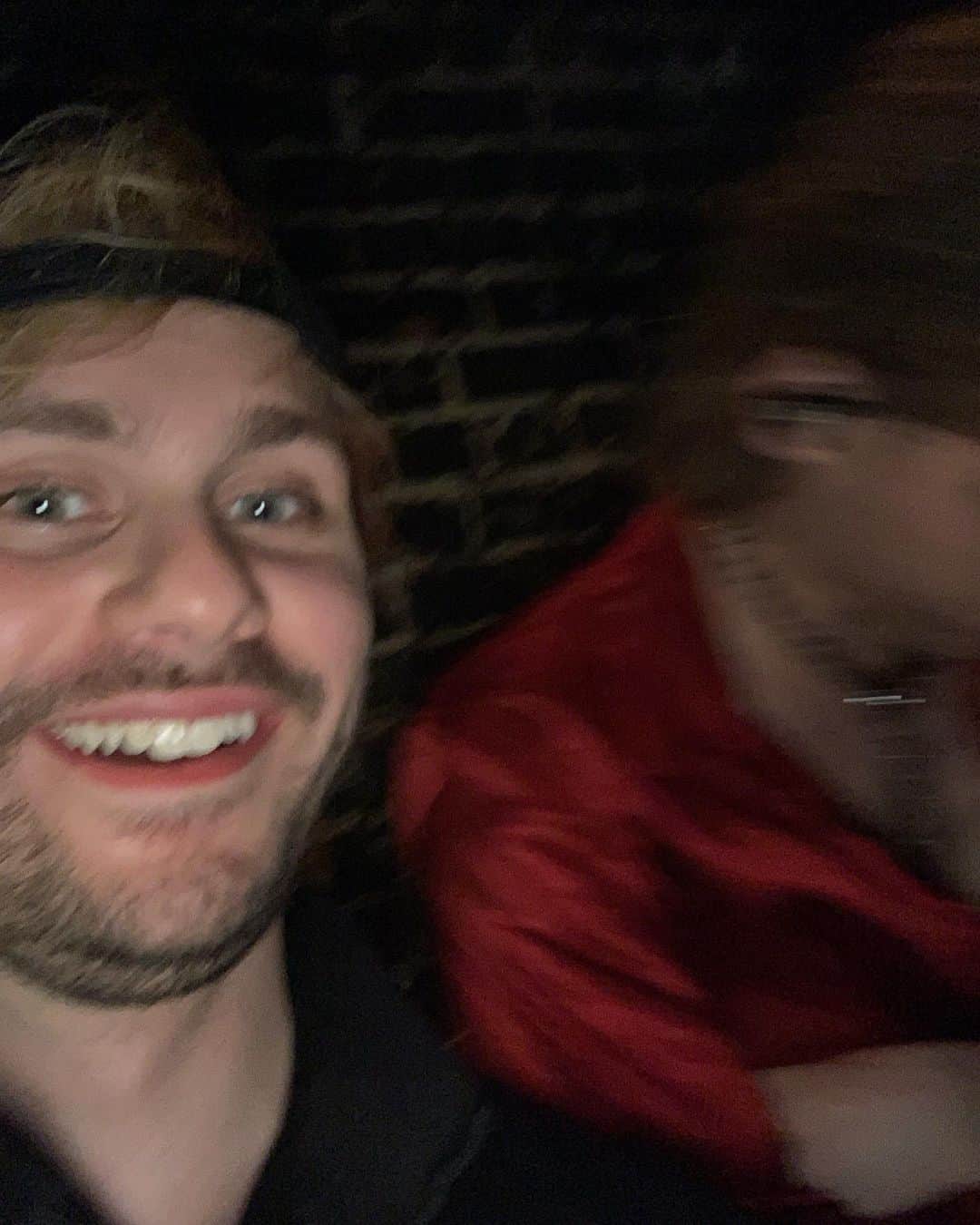 マイケル・クリフォードのインスタグラム：「this is the most recent photo i have of us together so it has to be this one I love you man, happy birthday」