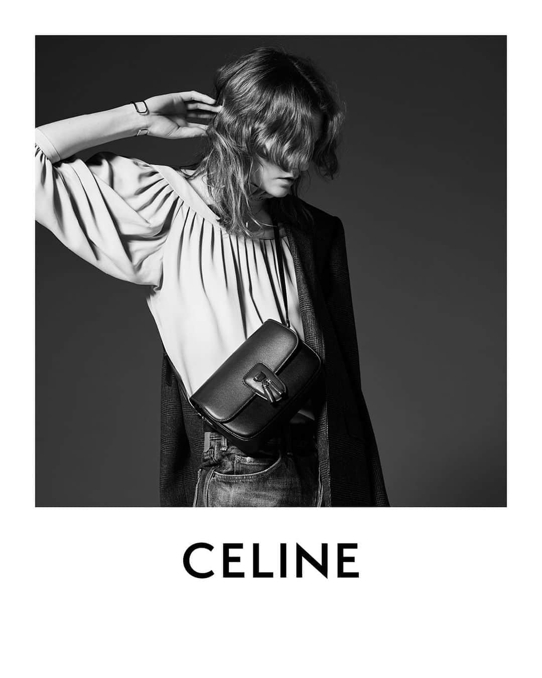 Celineさんのインスタグラム写真 - (CelineInstagram)「CELINE WINTER 19 PART 1 SMALL TASSELS BAG ⠀⠀⠀⠀⠀⠀⠀ MARLAND PHOTOGRAPHED IN PARIS IN JANUARY 2019 AVAILABLE NOW IN STORE AND CELINE.COM ⠀⠀⠀⠀⠀⠀ #CELINEBYHEDISLIMANE」7月16日 15時41分 - celine