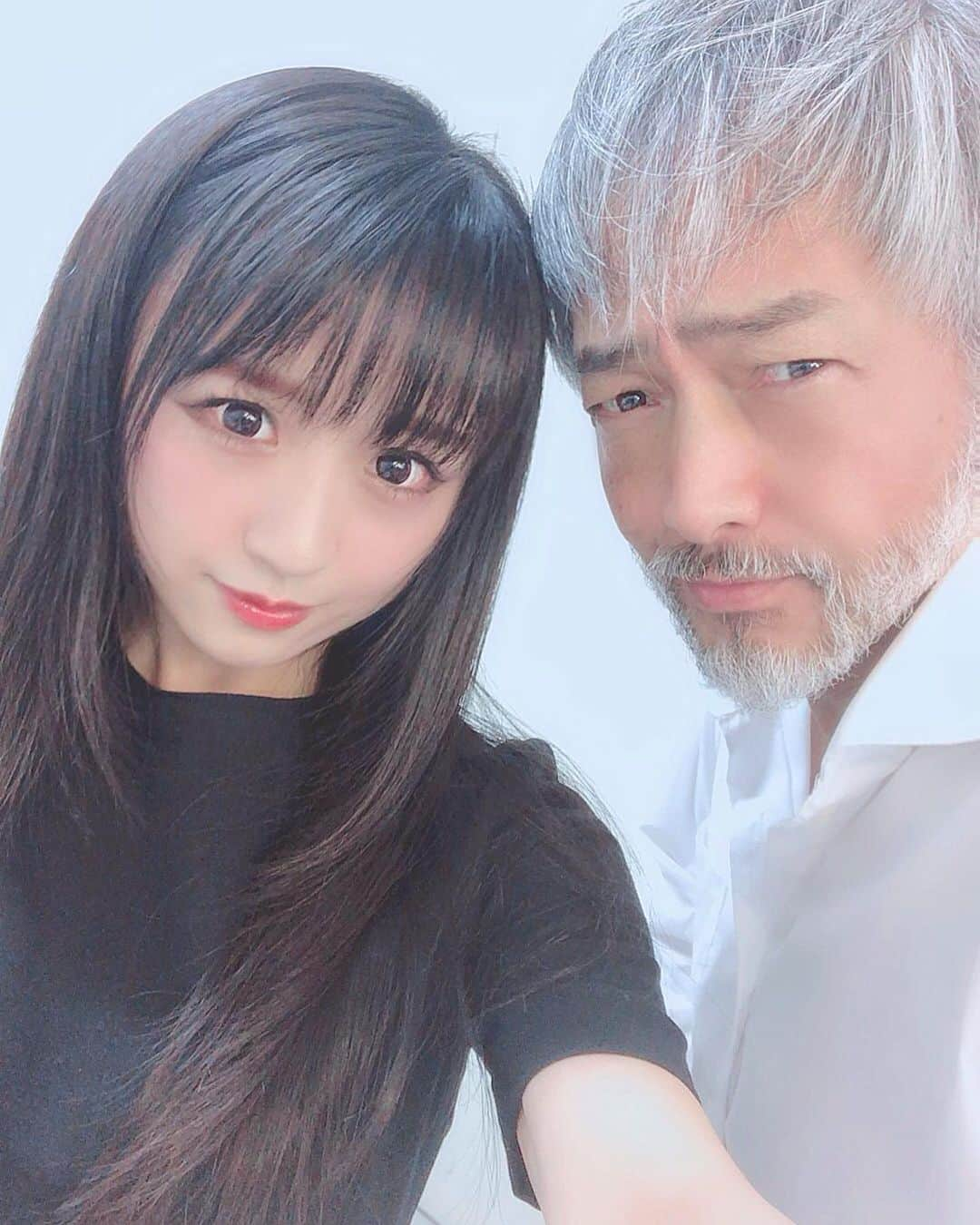 久保亜沙香さんのインスタグラム写真 - (久保亜沙香Instagram)「いまだ #彼異なるイサン の夢見て飛び起きて、えまちゃんの唄とニコラの独白長ゼリが頭と耳にぐーるぐるする朝でした。引きずりがちな女…。今日は久々に長く寝た˘‧̫˘ お写真は、座長のyoshi.くんとヒロイン藍菜ちゃん。マイダディ和興さん。刺激的な日々。お世話になりました。出逢いに感謝です。゜ #久保亜沙香 #久保 #亜沙香 #asaka #kubo #follow #photo #actress #singer #japanese #japanesegirl #japan #舞台 #舞台女優 #役者 #声優 #歌手 #ライブ #撮影 #写真 #カメラ #フォロー #日本人 #sofvitokyo #セルフィー #selfie #彼イサ2019」7月16日 15時47分 - asaka_kubo