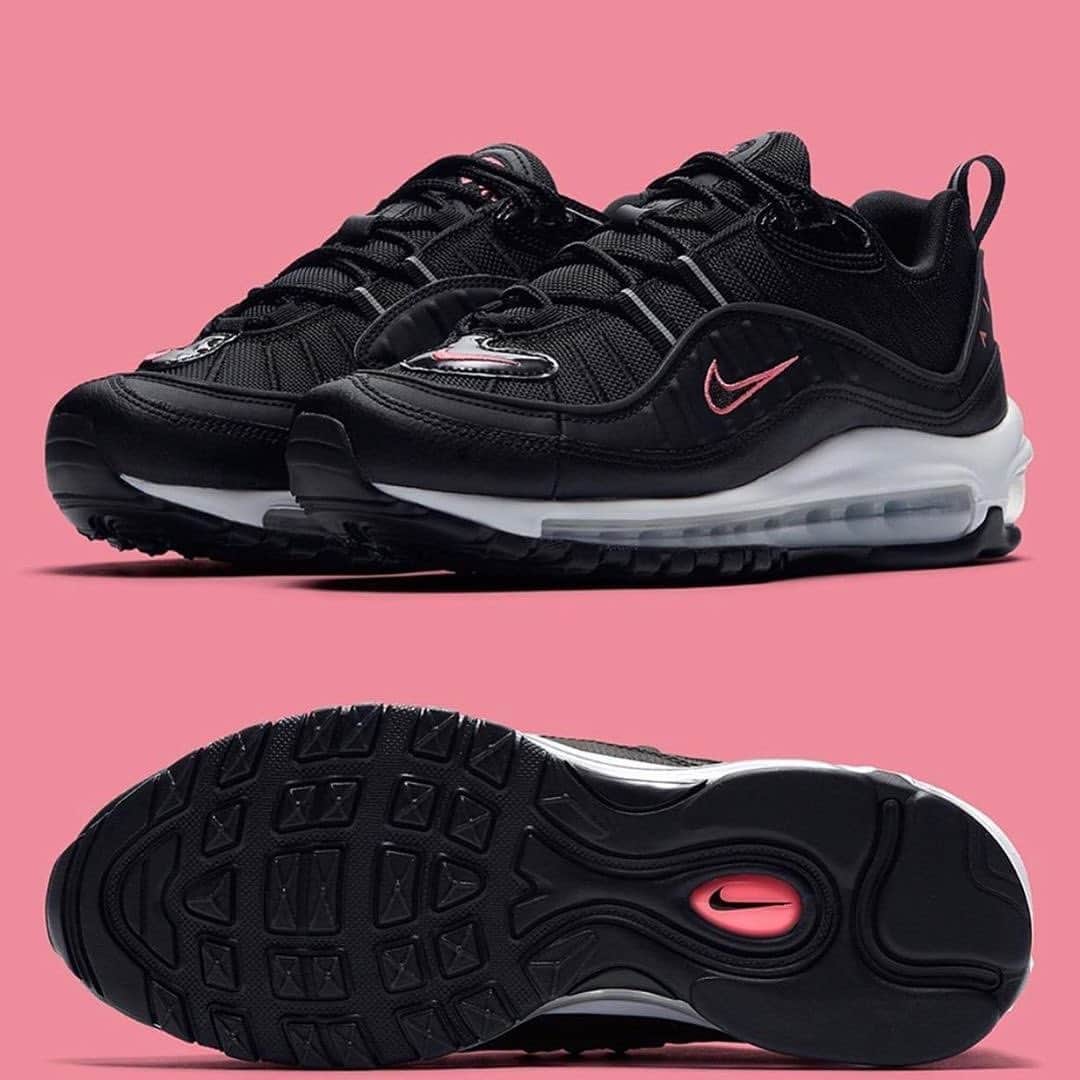 Sneakgalleryさんのインスタグラム写真 - (SneakgalleryInstagram)「The Air Max 98 is expected to drop in a #Crimson colorway soon. #SNEAKGALLERY」7月16日 6時53分 - sneakgallery