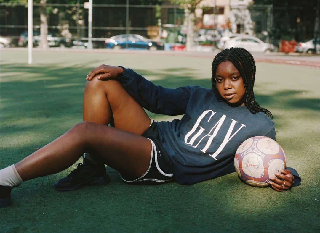 Dazed Magazineさんのインスタグラム写真 - (Dazed MagazineInstagram)「Football is absolutely not just a man’s world 🏆⚽️⁠ ⁠ @dykesoccer is the bi-coastal community creating an essential queer space in football, and helping people embrace their inner lesbi-jock. ⁠ ⁠ Tap the link in bio to read more 📲⁠ ⁠ 📷 @rebekahcampbell⁠」7月16日 7時00分 - dazed