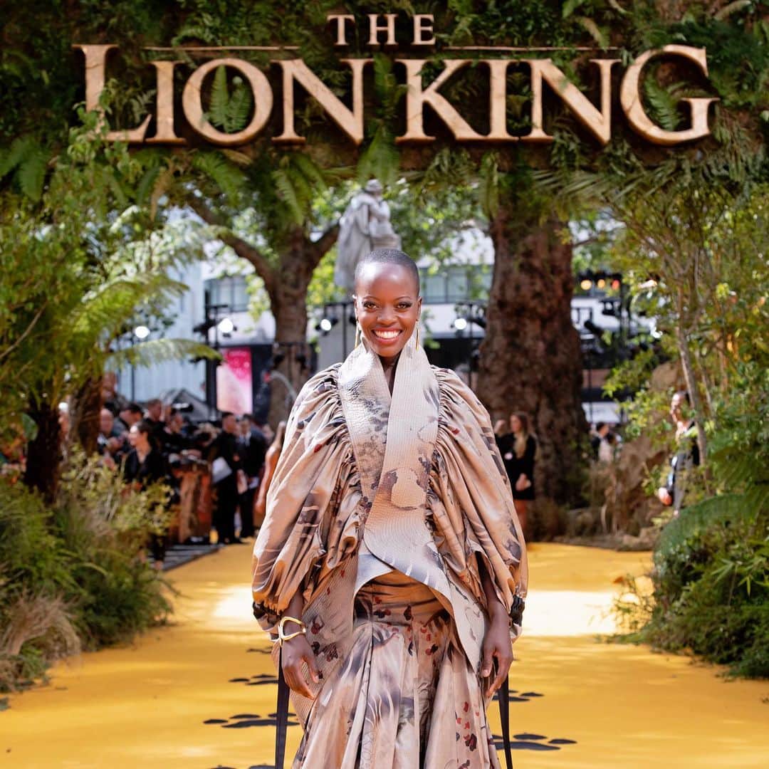 Disneyさんのインスタグラム写真 - (DisneyInstagram)「#TheLionKing European premiere was the mane event! See the film in theaters Friday.」7月16日 7時03分 - disney