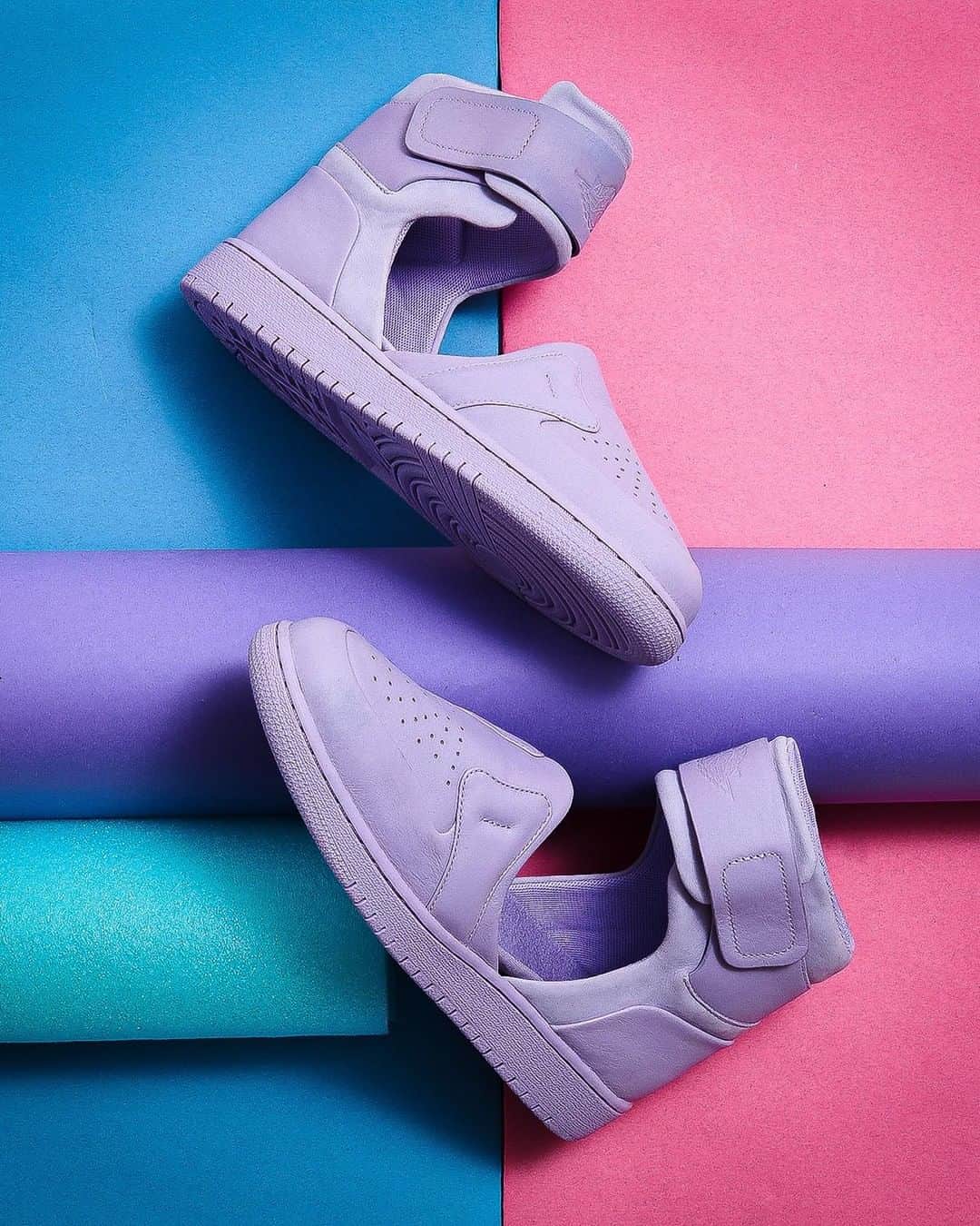 Foot Lockerさんのインスタグラム写真 - (Foot LockerInstagram)「💜 💜 #Jordan AJ 1 Lover XX Available Now, In-Store and Online」7月16日 9時55分 - footlocker