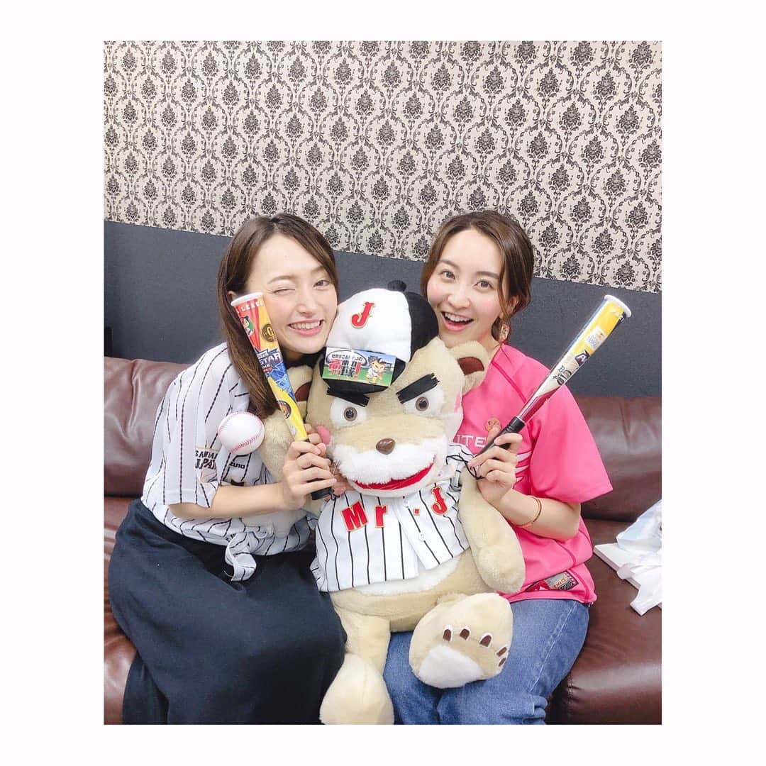 杜野まこさんのインスタグラム写真 - (杜野まこInstagram)「#高つり #第7回 ゲスト #袴田彩会 ちゃん☆ #アナウンサー #あやえクイーン #楽天ファン #rakuteneagles  出会いは #井戸端クイーン #楽天愛 #野球トーク #楽しかった 😆 努力の結晶ノート&家宝のユニフォーム見せてくれてありがとう❤️ #息ぴったり #良いコンビ」7月16日 9時57分 - makomorino