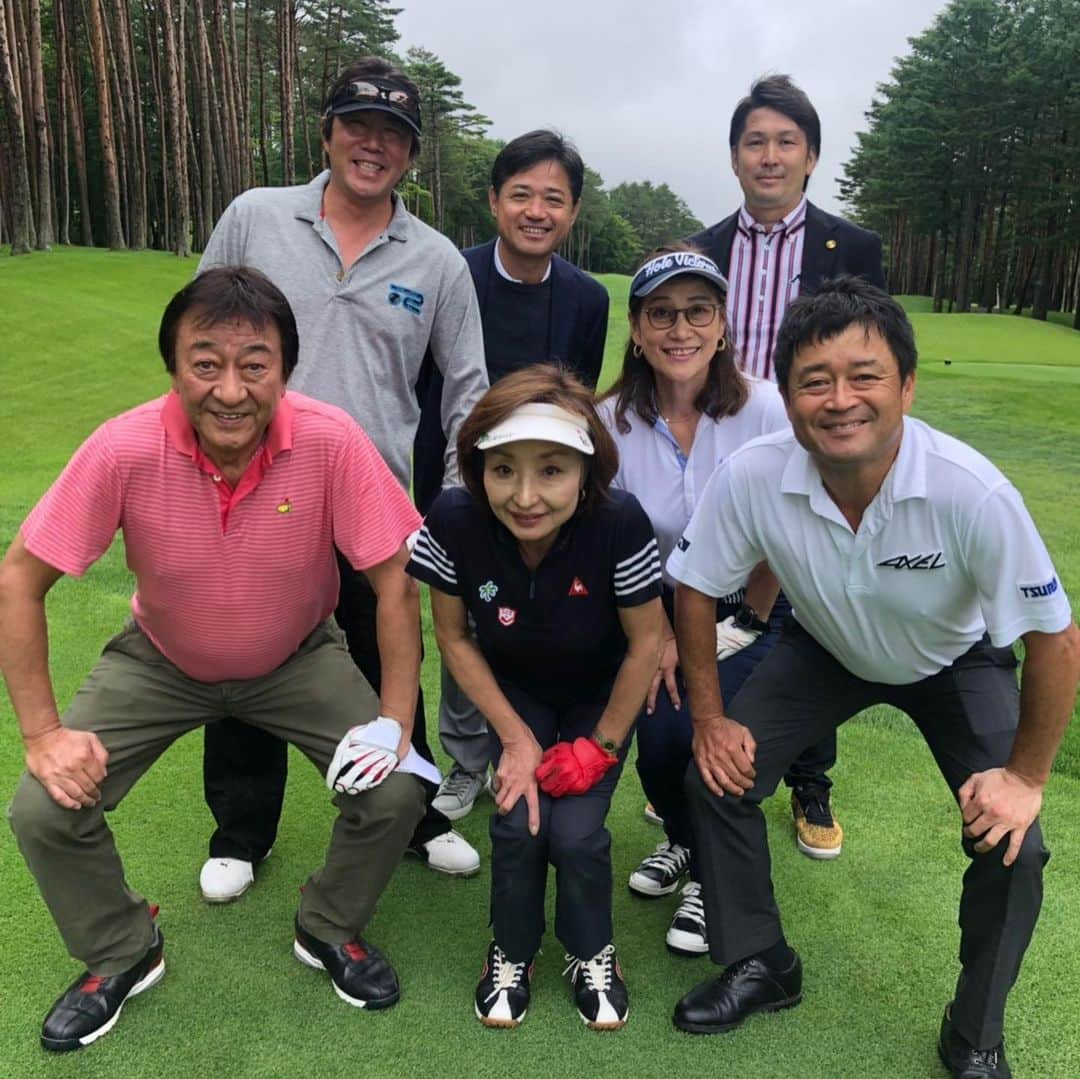 横田真一さんのインスタグラム写真 - (横田真一Instagram)「ヨコタゴルフベース Bonne Santé de YOKOTA  in鳴沢ゴルフ倶楽部 ジョイントコンペ 皆さん楽しんで頂けたと思いますが、スタッフが1番楽しんでた😅 Bonne Santéのゆさんはニアピン２つで「ニアピン店長」とお客様から命名。ベースの宮崎はワインで0:00過ぎまで絶好調😆 あーー楽しかった」7月16日 10時21分 - yokoshingolf