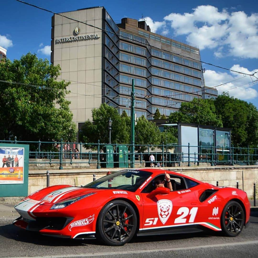 CarsWithoutLimitsさんのインスタグラム写真 - (CarsWithoutLimitsInstagram)「@jcartu & His Pista Piloti #carswithoutlimits #jcartu #pistapiloti Photo @viktourismo」7月16日 10時22分 - carswithoutlimits