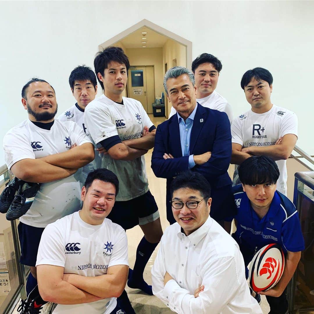 松尾諭のインスタグラム：「常勝軍団。 #ノーサイドゲーム #サイクロンズ #渡辺裕之 #佐伯大地 #ラグビー」