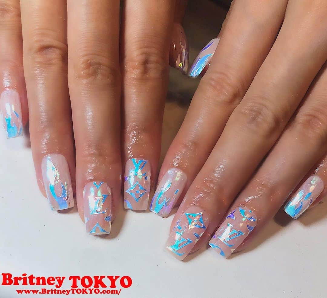 Britney TOKYOさんのインスタグラム写真 - (Britney TOKYOInstagram)「🔥LOVE🔥  #nailart #nails #britneytokyo #art #fashion #ネイルアート #ネイル」7月16日 12時23分 - britneytokyo