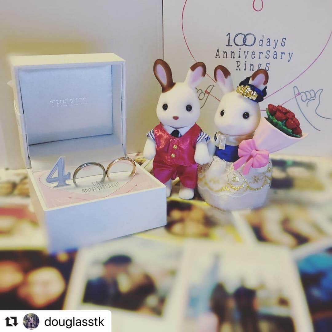 THE KISS_100日リングさんのインスタグラム写真 - (THE KISS_100日リングInstagram)「@thekiss_100_rings または #100日リング のタグを付けて投稿して下さった中で、素敵な写真を選ばせていただきました💍✨﻿ ﻿ ﻿ @douglasstk さま﻿ 400日記念日おめでとうございます。﻿ 素敵な投稿ありがとうございました！﻿ ﻿ #thekiss #100日リング  #ペアリング #pairring  #ジュエリー #アクセサリー #指輪 #100日記念日 #100日記念 #記念日 #記念日デート  #カップル #カップルフォト #커플 #일한커플 #한일커플 #100일기념 #커플링 #러브링 #커플사진 #커플스타그램 #러브스타그램 #링 #반지」7月16日 12時45分 - thekiss_100_rings