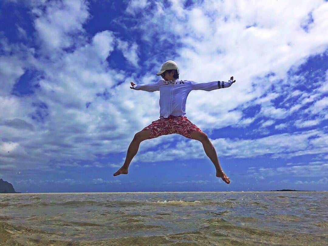 鳥越裕貴さんのインスタグラム写真 - (鳥越裕貴Instagram)「🐬🏄‍♂️🏝 #hawaii #jump」7月16日 13時41分 - yuki_torigoe.cleftchin