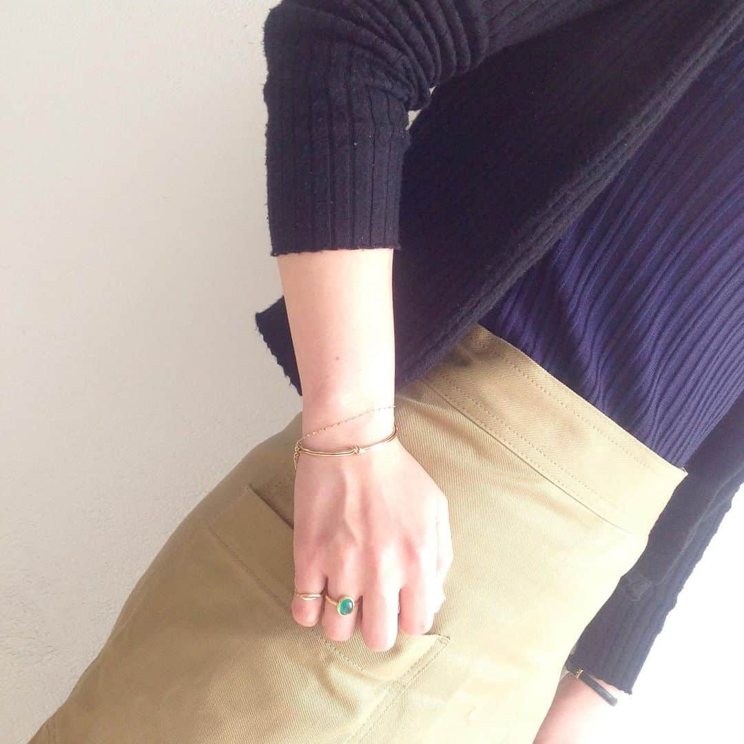 JUPITERさんのインスタグラム写真 - (JUPITERInstagram)「. . #bangle#bracelet#ring#naturalstone#k10#instjewelry#instfashion#jewelry#fashion#JUPITER#DAIKANYAMA#tokyo#バングル#ブレスレット#リング#天然石#グリーンアゲート#ジュエリー#ファッション#ジュピター#代官山#東京」6月22日 23時19分 - jupiterjewelry_official