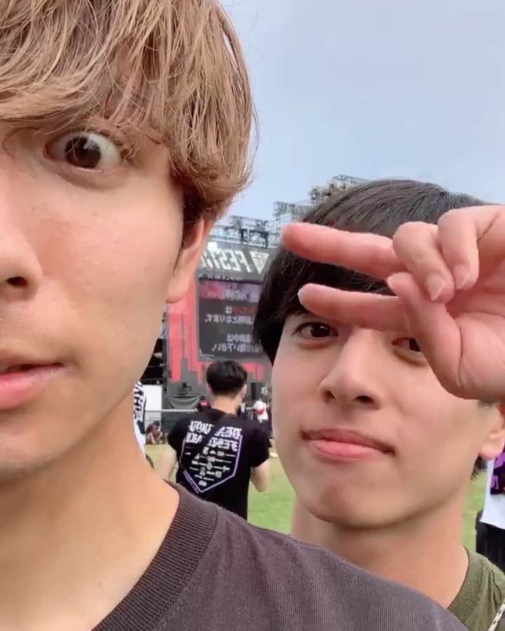 吹春友介のインスタグラム：「. DPF〜✌🏻 隼さんきゅー！ #deadpopfestival #dpf」