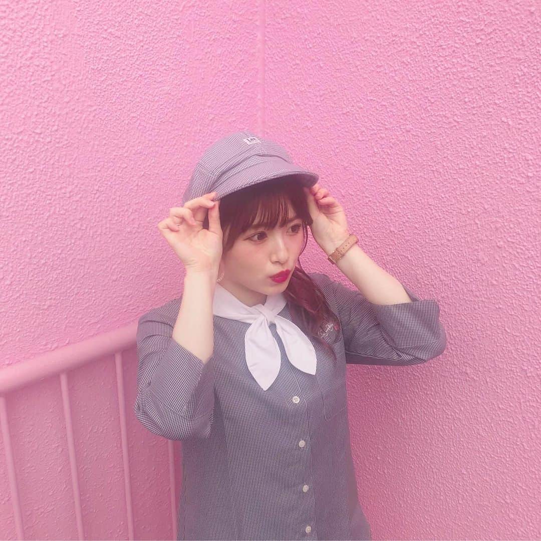 青木菜花のインスタグラム：「.﻿ .﻿ 珍煮丹1日店員イベント﻿ ありがとうございました！♡﻿ ﻿ ファンの方が沢山きてくれたお陰で1日頑張れたし凄く楽しかったです🥰 ﻿ 制服も貸してもらいました〜😝💞﻿ #もしも私がタピオカアルバイターだったら﻿ どうですか？😂笑﻿ .﻿ .﻿ #珍煮丹 #タピオカ #イベント」