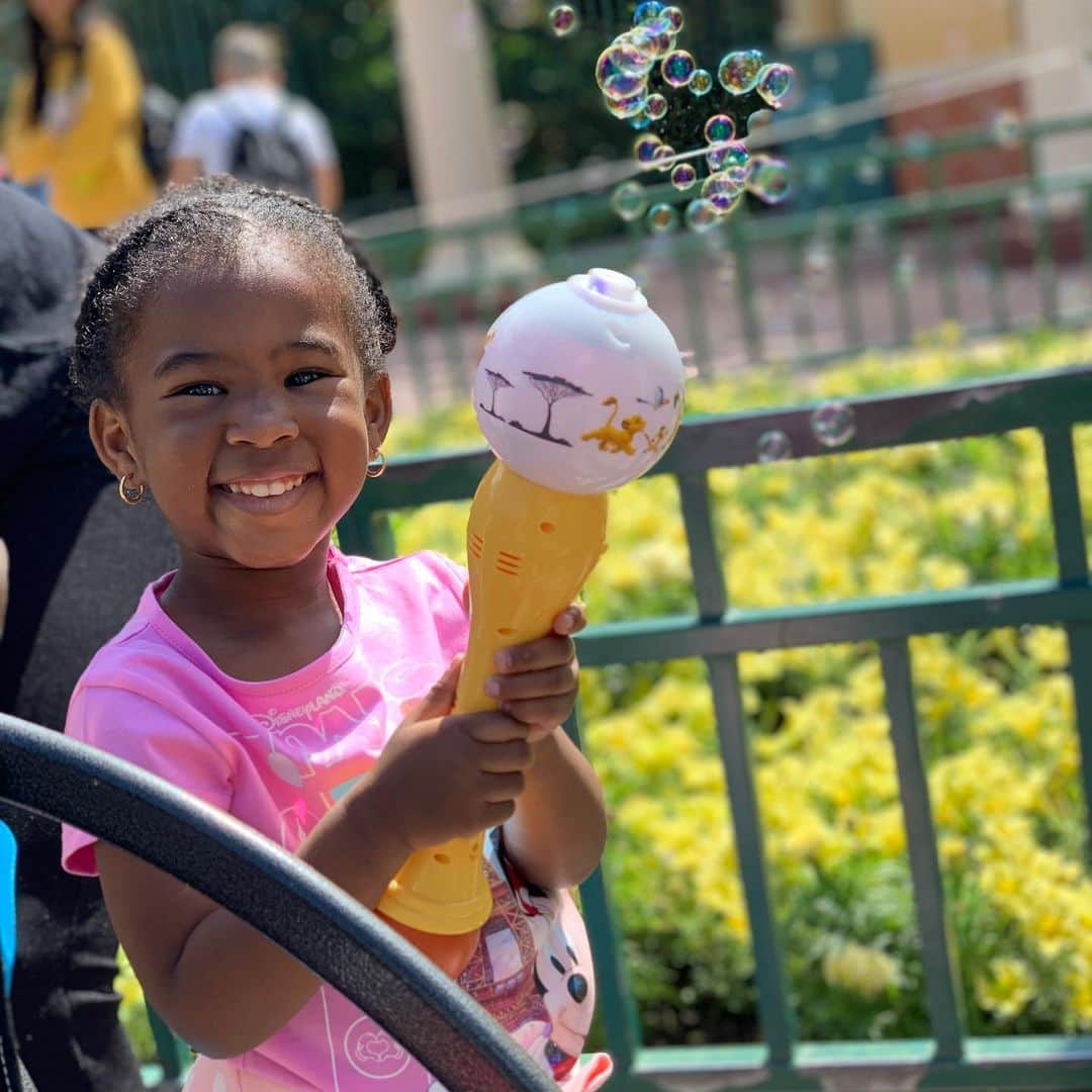 ネルソン・セメドさんのインスタグラム写真 - (ネルソン・セメドInstagram)「Disneyland Paris 🎡」6月22日 22時14分 - nelsonsemedo50