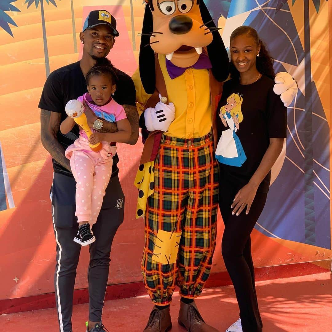 ネルソン・セメドさんのインスタグラム写真 - (ネルソン・セメドInstagram)「Disneyland Paris 🎡」6月22日 22時14分 - nelsonsemedo50