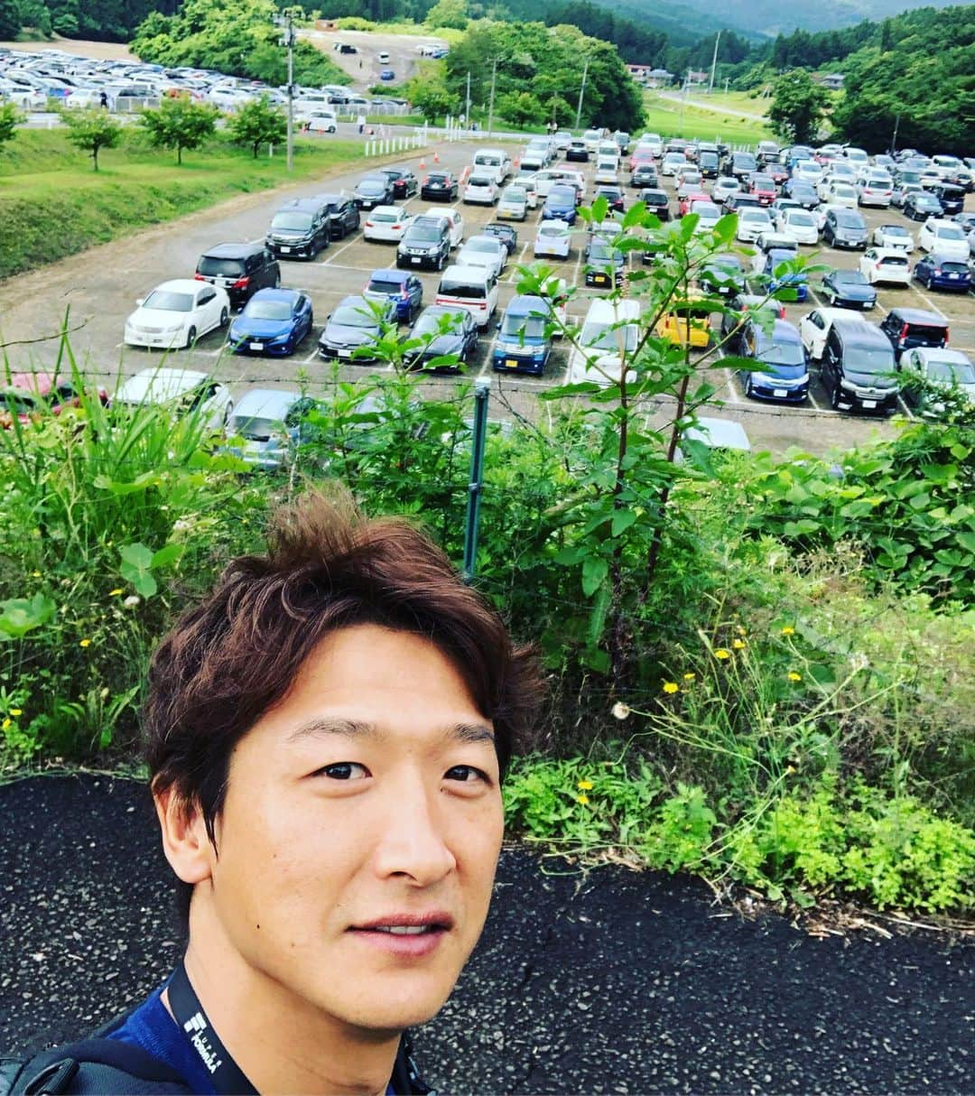 井出有治さんのインスタグラム写真 - (井出有治Instagram)「SUPER FORMULA - Round3 SUGO  打合せとTCR JAPANのチェックをしてきました。 手違いでカーパスが手元に無かったので、一般来場客の方達と同じように“場外駐車場”の、しかも遠いスペースに駐車してパドックを目指すことに。  来場される方達の苦労を経験して、改めてサーキットにレースを観に来てくださっていることに感謝です。  #SuperFormula」6月22日 22時32分 - yuji_ide_official