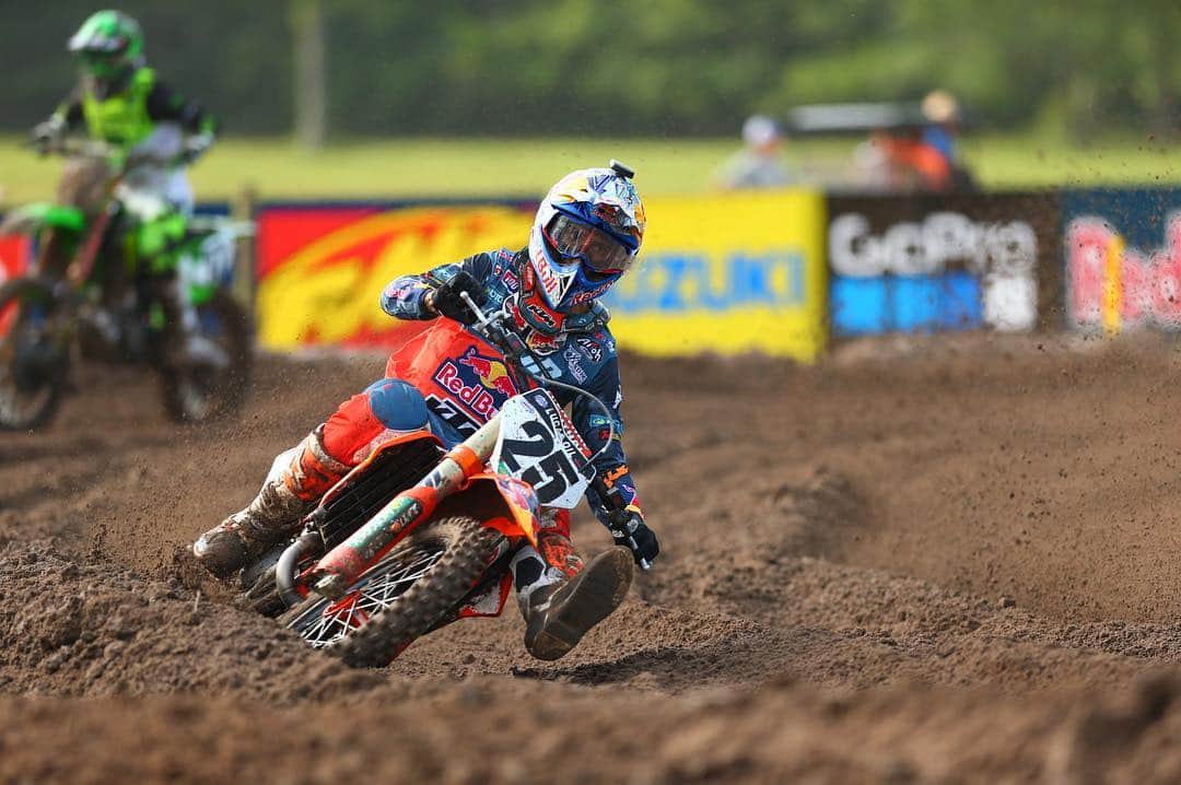Racer X Onlineさんのインスタグラム写真 - (Racer X OnlineInstagram)「Qualifying is rolling in Jacksonville. Check out a few completely random shots from earlier this morning. | Photos: @kardyphoto」6月22日 22時44分 - racerxonline