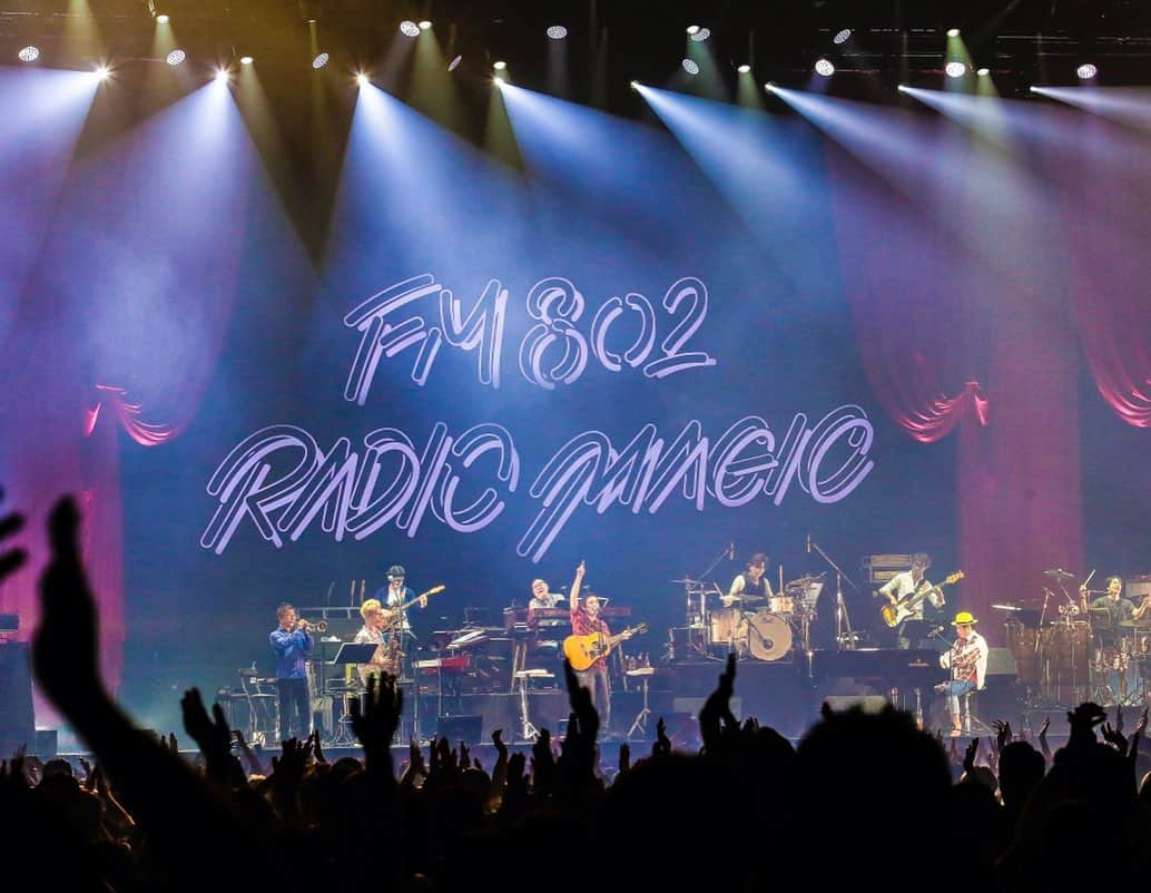 FM802さんのインスタグラム写真 - (FM802Instagram)「#FM802 #30PARTY RADIO MAGIC🔮  FM802開局30周年記念イベント #レディオマジック🎤 そしてついに #スキマスイッチ がオンステージ💥  この日のライブ音源は各番組と、6月23日(日)19時からの特別番組でオンエア予定📻」6月22日 22時46分 - fm802_pr