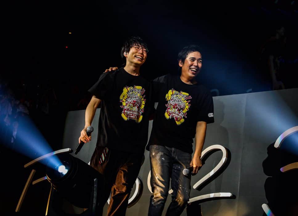 FM802さんのインスタグラム写真 - (FM802Instagram)「#FM802 #30PARTY RADIO MAGIC🔮  FM802開局30周年記念イベント #レディオマジック🎤 ２日目ラスト、この日の出演者でセッションを💫 #スキマスイッチ に加え #Official髭男dism #KREVA #JUJU #清水翔太 #高橋優 がオンステージ🎊  この日のライブ音源は各番組と、6月23日(日)19時からの特別番組でオンエア予定📻」6月22日 23時00分 - fm802_pr