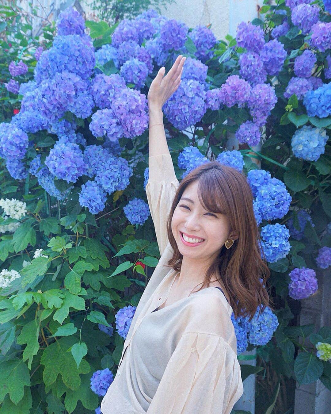 中島愛蘭さんのインスタグラム写真 - (中島愛蘭Instagram)「偶然見つけた紫陽花🦋 とっても綺麗〜☺️☺️♥︎︎ ㅤㅤㅤㅤㅤㅤㅤㅤㅤㅤㅤㅤㅤ Photo by @licca_hoshino.728  ㅤㅤㅤㅤㅤㅤㅤㅤㅤㅤㅤㅤㅤ #hydrangea #flower #me #blue #purple #紫陽花 #原宿 #中島愛蘭」6月22日 23時14分 - aira_nakajima