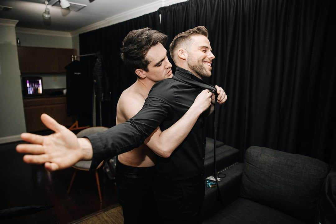 Panic! At The Discoのインスタグラム：「Thank you Dover. 📸- @jakechams  #fireflymusicfestival」