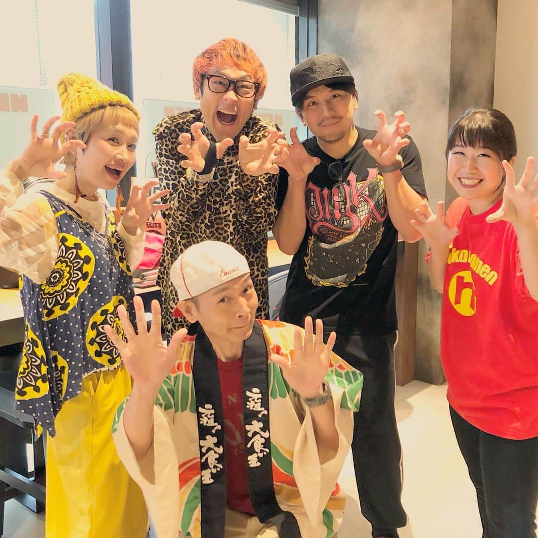 ロシアン佐藤のインスタグラム：「イベントもうすぐ始まるよー😍❤️❤️❤️ #イコットニコット #イコニコラーメンパーク」