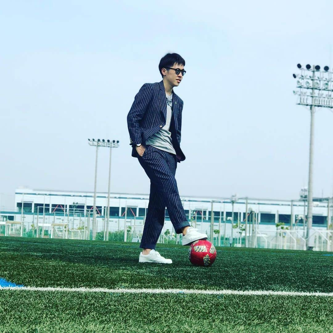 ゆうへいさんのインスタグラム写真 - (ゆうへいInstagram)「昨日もサッカー楽しかったなぁ。 吉田たちYouTube公式チャンネルの撮影もしましたのでお楽しみに。  #こうへい真べぇモンこや西村ゆうへい大西コバタ人間っていいな松井盛山きむきむ門野赤井ポップマン加藤五臓六腑ゆう五臓六腑そうたタイムキーパーあきらファンファーレと熱狂奥シンスプリント岡部鉄人小町住友山口土居らぶおじさん兎 #みんなおるかな #スカウトマン風の男 #新調したスパイク #オーダーメイド #puma」6月22日 15時13分 - tachianija