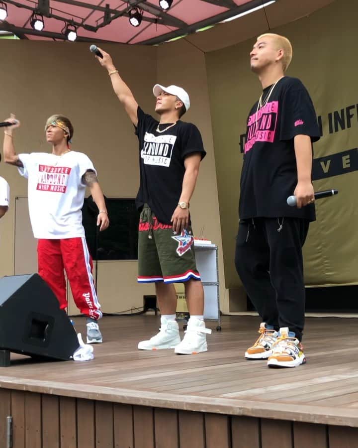 DOBERMAN INFINITYのインスタグラム：「ラクーアに来てくれた皆さんからの #結成5周年おめでとう  こちらが大感謝です‼️ 本当にありがとうございます😭😭😭 #DOBERMANINFINITY #5IVE #HIGH5IVE」
